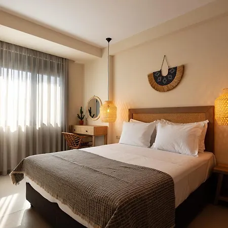 Apartment Isla Luxury - Private Rooftop With Hot Tub - 100m From