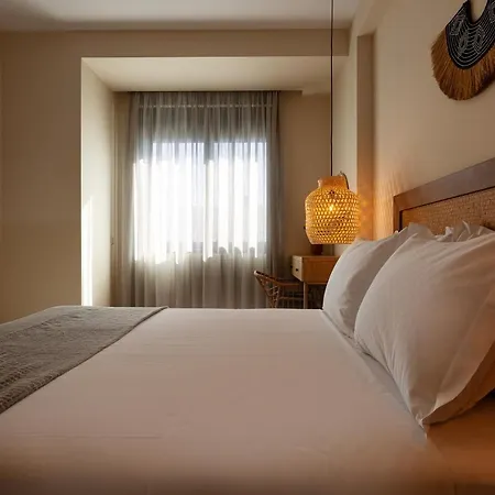 Isla Luxury - Private Rooftop With Hot Tub - 100m From Apartment Adelianos Kampos